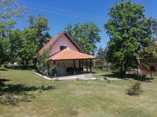 Vikendica na Zlatiboru in Gajevi Vikendica na Zlatiboru in Gajevi
