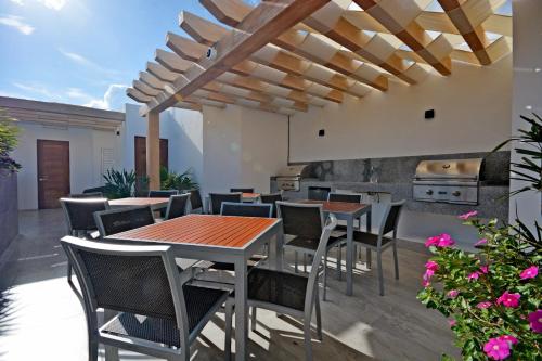 Balcony/terrace, MAYAN MONK Suites in Playa Del Carmen Balcony/terrace, MAYAN MONK Suites in Playa Del Carmen