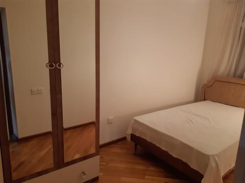 Sweet home in the center.