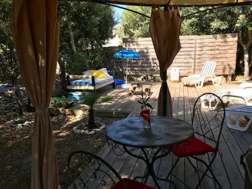Villa de plein pied en campagne bonifacienne 84m2. in بونيفاسيو Villa de plein pied en campagne bonifacienne 84m2. in بونيفاسيو