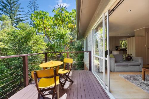 Balkon/teras, Broad Leaf Villas in Pulau Norfolk Balkon/teras, Broad Leaf Villas in Pulau Norfolk