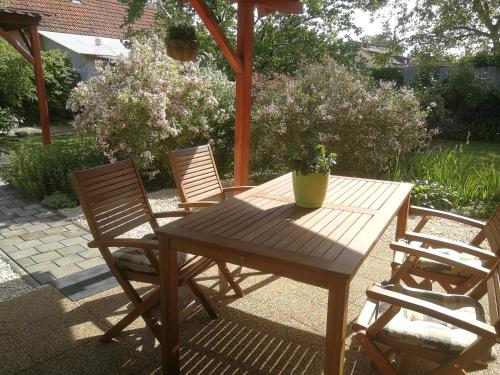 Balcony/terrace, Agnes Vendeghaz in Kastelykert Balcony/terrace, Agnes Vendeghaz in Kastelykert