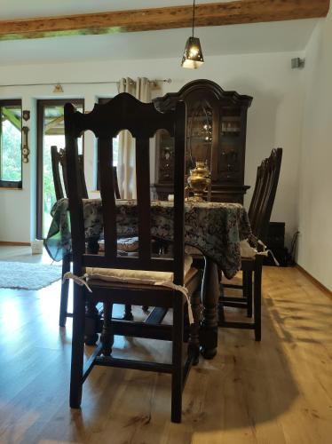 Dom na skraju lasu in Serwy Dom na skraju lasu in Serwy