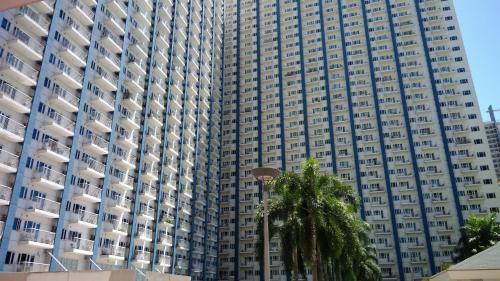 Affordable Condo Unit with 1BR, Cable TV & Wifi near Guadalupe 3 MRT Station Affordable Condo Unit with 1BR, Cable TV & Wifi near Guadalupe 3 MRT Station