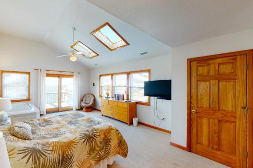 Pamlico Sails #205HC