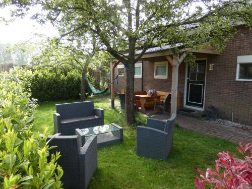 Garden, Familiehuis Achter de Duijnhoeve Bakkum in Castricum Garden, Familiehuis Achter de Duijnhoeve Bakkum in Castricum