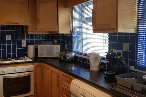 Kitchen, Cosy Townhouse on The Hill in Ireland in Banagher Kitchen, Cosy Townhouse on The Hill in Ireland in Banagher