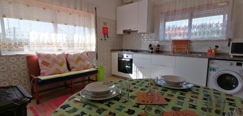 ห้องครัว, Moradia santa comba in วีมิเยโร (วิเซว) ห้องครัว, Moradia santa comba in วีมิเยโร (วิเซว)