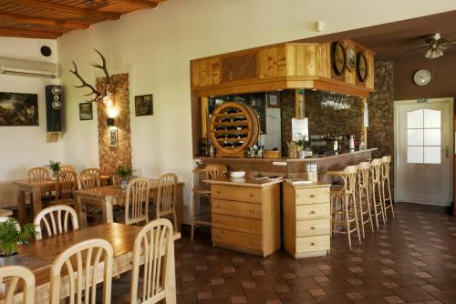 ห้องอาหาร, Penzion restaurace U Svabku in ดโลฮีอูเยจ ห้องอาหาร, Penzion restaurace U Svabku in ดโลฮีอูเยจ