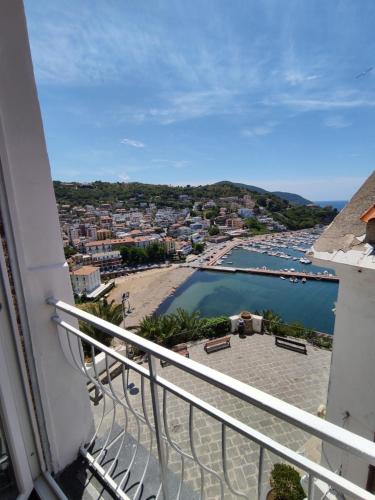 Kirillos IN CILENTO in Agropoli Kirillos IN CILENTO in Agropoli