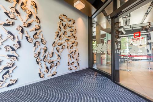 Entrance, MEININGER Hotel Zurich Greencity in Zürich Entrance, MEININGER Hotel Zurich Greencity in Zürich