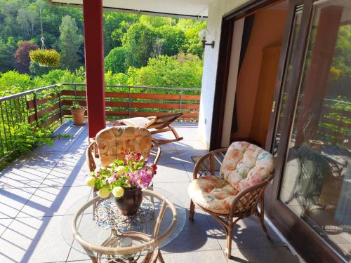 Ferienwohnung Rhododendron - Natur pur Kinderparadies in โรเทนบวร์ก อัน แดร์ ฟูลดา Ferienwohnung Rhododendron - Natur pur Kinderparadies in โรเทนบวร์ก อัน แดร์ ฟูลดา