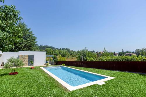 Casa Tarrio - Casa Privada com 3 Quartos e Piscina in บรากา Casa Tarrio - Casa Privada com 3 Quartos e Piscina in บรากา