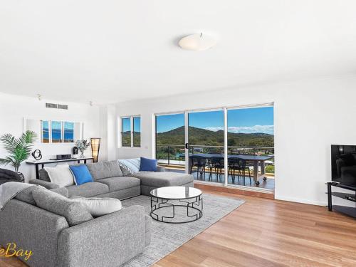 Breakwater Apartment 402 in Shoal Bay Breakwater Apartment 402 in Shoal Bay