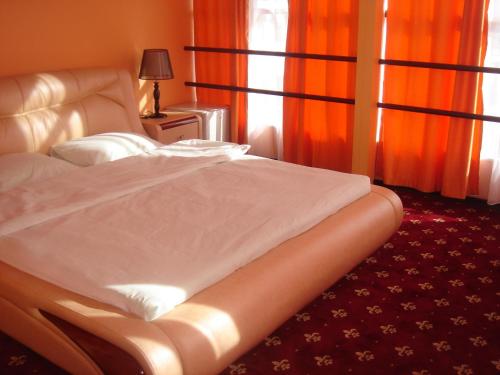 This photo about Hotel Sochi-Riviera shared on HyHotel.com