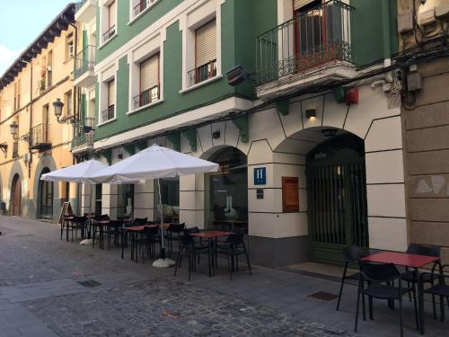 Vista exterior, Hotel Alda Jolio Jaca in Jaca Vista exterior, Hotel Alda Jolio Jaca in Jaca