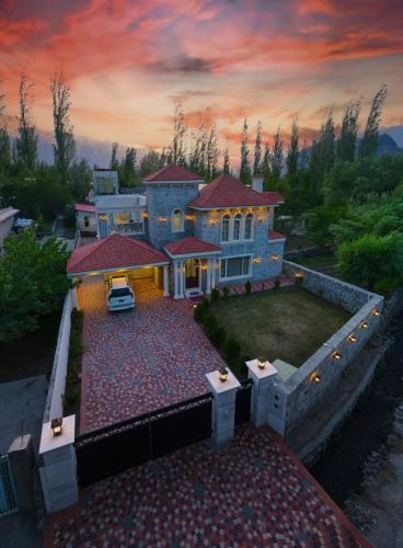 Exterior view, Arish Luxury Suites in Skardu Exterior view, Arish Luxury Suites in Skardu