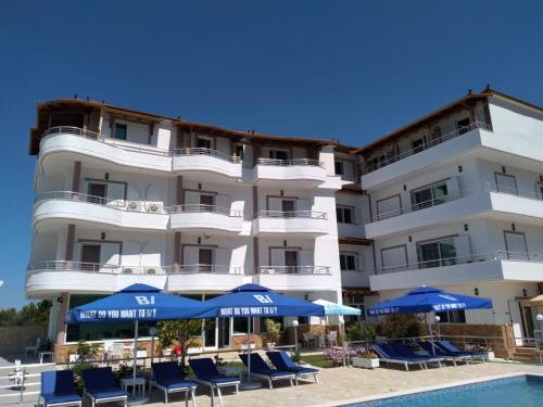 Hotel Vila Kafe in Lukove Hotel Vila Kafe in Lukove