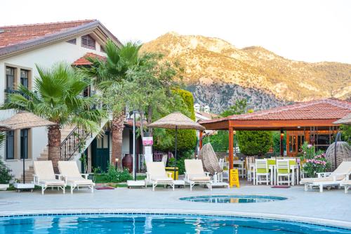 Exterior view, Portakal Hotel in Dalyan Exterior view, Portakal Hotel in Dalyan