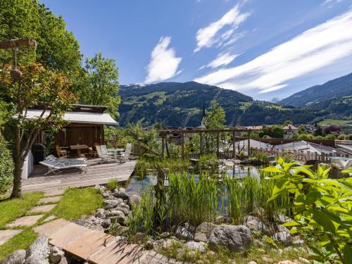 Garden, VillaFrancesca - Emanuela/Raffaela in Zell am Ziller Garden, VillaFrancesca - Emanuela/Raffaela in Zell am Ziller
