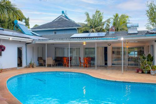 Piscina, Mt Pleasant B'n'B in Harare Piscina, Mt Pleasant B'n'B in Harare