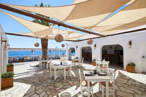 Étterem, Hotel Sunshine in Kamari Étterem, Hotel Sunshine in Kamari