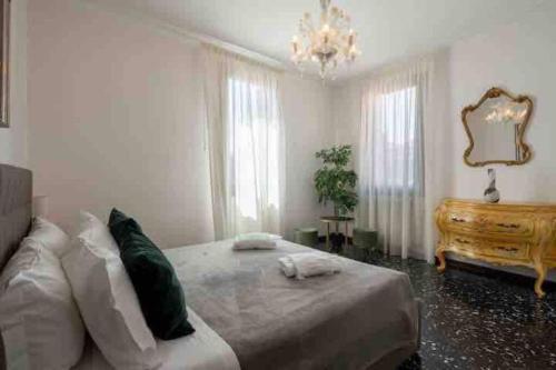 Ca’ Pesaro rooftop terrace apartment.