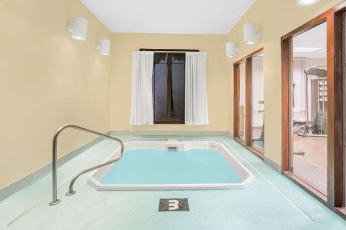 Attractions, Ramada by Wyndham Denver International Airport in Denver (CO) Attractions, Ramada by Wyndham Denver International Airport in Denver (CO)