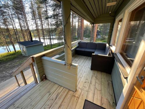 Balcony/terrace, Syote Huuhkamajat Cottage in Syote Balcony/terrace, Syote Huuhkamajat Cottage in Syote