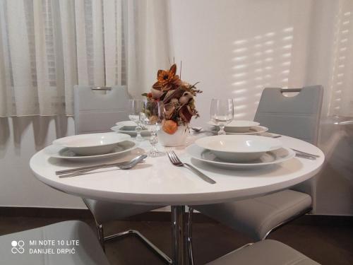 Apartments Drpic in กาบอนยิน Apartments Drpic in กาบอนยิน