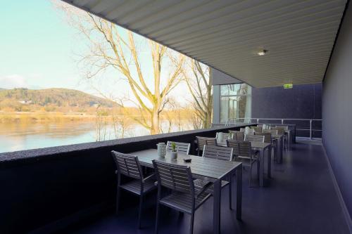 Balcony/terrace, FourSide Plaza Hotel Trier, Trademark Collection by Wyndham in Trier Balcony/terrace, FourSide Plaza Hotel Trier, Trademark Collection by Wyndham in Trier