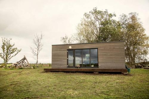 Cosy house by lake in Saku Cosy house by lake in Saku