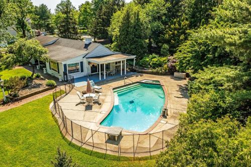 Pool and Courtyard Timeless Home in Lansdale in 其他地區 Pool and Courtyard Timeless Home in Lansdale in 其他地區