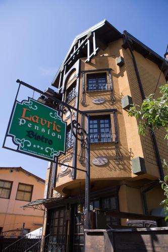 Lavric Bistro Pension Hotel