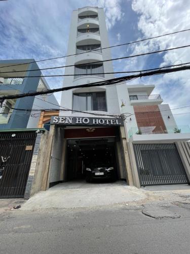 Senho Hotel in Tan Phu Senho Hotel in Tan Phu