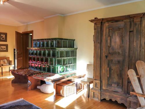 維森巴赫施特羅布爾度假屋 (Chalet Weissenbach by Interhome) in 魏森巴赫 維森巴赫施特羅布爾度假屋 (Chalet Weissenbach by Interhome) in 魏森巴赫