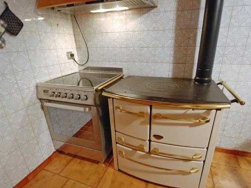 Cucina, Locazione Turistica Casa Trabuk in Valdisotto Cucina, Locazione Turistica Casa Trabuk in Valdisotto