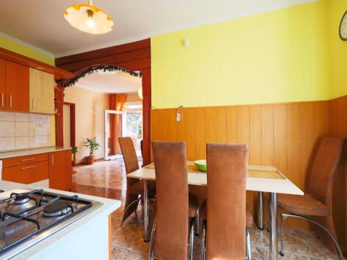 Holiday Home Beata by Interhome in Kőröshegy Holiday Home Beata by Interhome in Kőröshegy