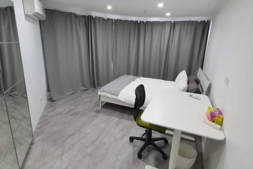 Private Modern Room in center of the city near Canberra and Region Visitors Centre Private Modern Room in center of the city near Canberra and Region Visitors Centre