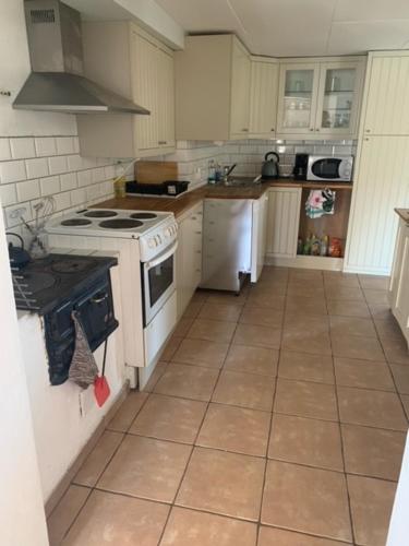 Hultets gård (Hultets gard) in Lerdala Hultets gård (Hultets gard) in Lerdala