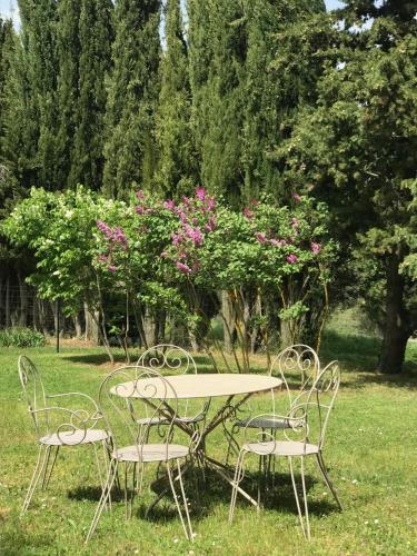 View, Pavillon de Villefrancou in Montlaur View, Pavillon de Villefrancou in Montlaur