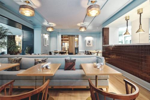 Restaurant, Clayton Hotel & Members Club in Cherry Creek Restaurant, Clayton Hotel & Members Club in Cherry Creek