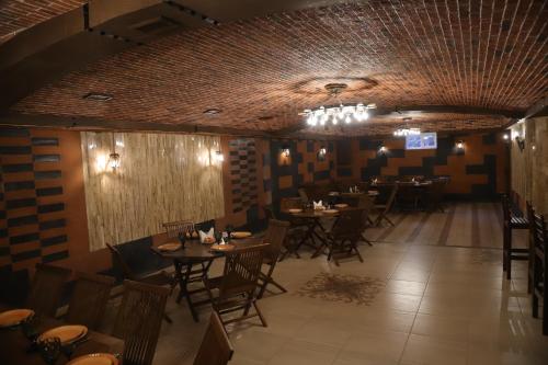 Restaurant, Lime Hotel & Restaurant Complex in Gyumri Restaurant, Lime Hotel & Restaurant Complex in Gyumri