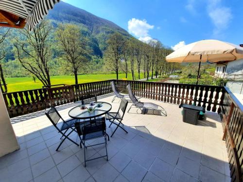 شرفة/ تراس, Chalet and Apartment Zonir with SAUNA in Kobarid شرفة/ تراس, Chalet and Apartment Zonir with SAUNA in Kobarid