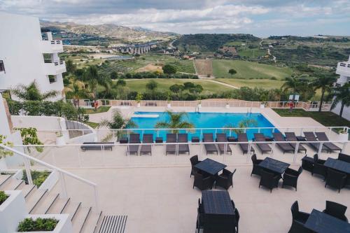 مسبح, أونا فال رومانو غولف & ريزورت (Ona Valle Romano Golf & Resort) in ايستيبونا مسبح, أونا فال رومانو غولف & ريزورت (Ona Valle Romano Golf & Resort) in ايستيبونا