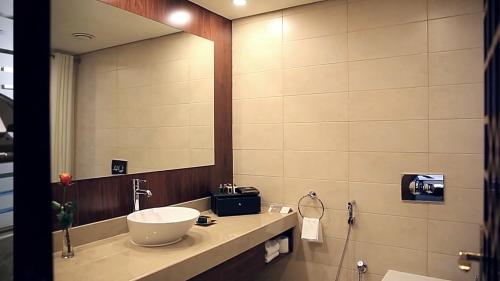 Bathroom, Cristal Erbil Hotel in Erbil Bathroom, Cristal Erbil Hotel in Erbil