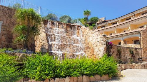 Utvendig, LH Hotel Pozzo Sacro in Olbia Utvendig, LH Hotel Pozzo Sacro in Olbia