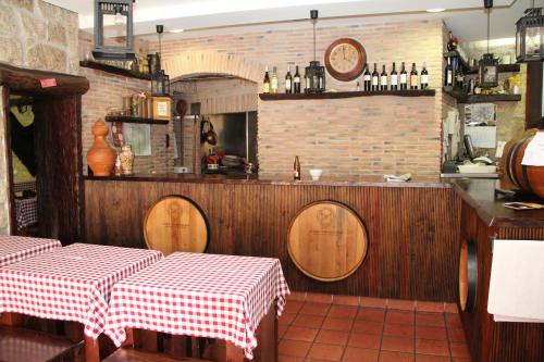 Restaurant, Venceslau Wine Boutique Hostel in Vila Do Conde Restaurant, Venceslau Wine Boutique Hostel in Vila Do Conde