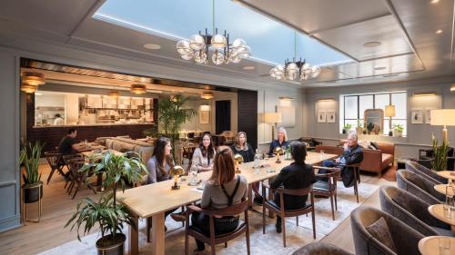 Restaurant, Clayton Hotel & Members Club in Cherry Creek Restaurant, Clayton Hotel & Members Club in Cherry Creek
