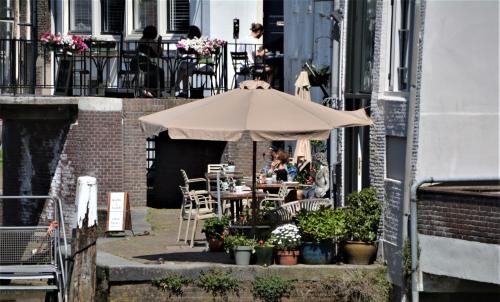 Terraza/balcón, B&B Appelsteiger in Dordrecht Terraza/balcón, B&B Appelsteiger in Dordrecht